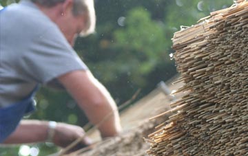 professional Stretton En Le Field thatchers